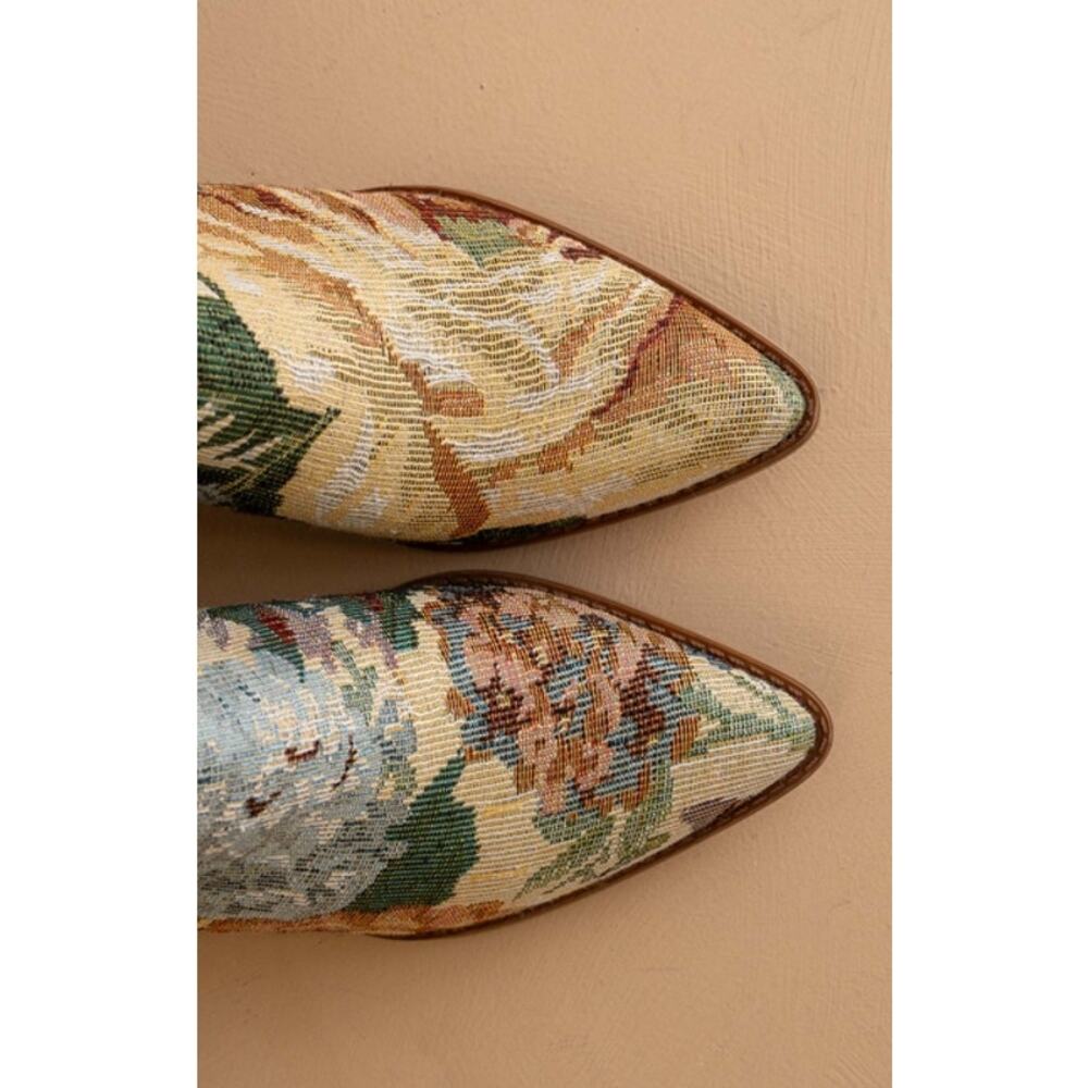 Oasis Society The Kaiya Floral Tapestry Western Bootie - Picture 3 of 5